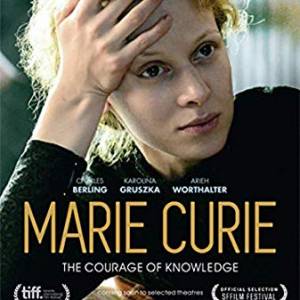 Foto Lo scandaloso contributo delle donne alla scienza raccontato in “Marie Curie”  1