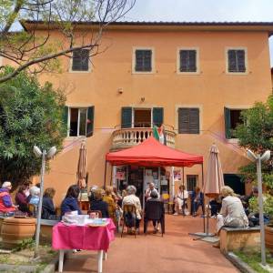 Foto Donne in città: realtà, narrazioni, utopie 1