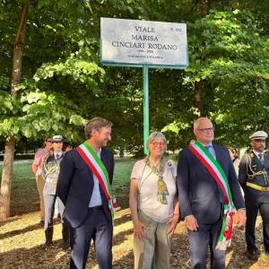 Foto MARISA RODANO: A ROMA INAUGURAZIONE DELLA STRADA A LEI INTITOLATA 4
