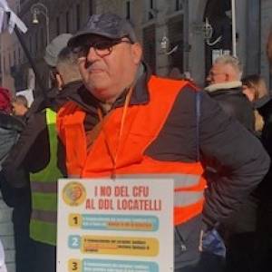 Foto Caregiver, quel lavoro di cura soprattutto femminile, poco e mal riconosciuto 9