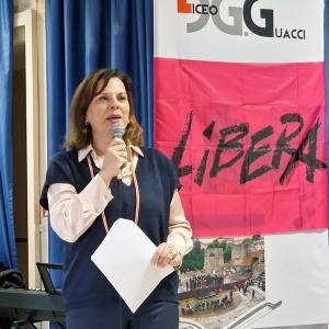 Foto 'Donne e mafia'. Se ne è parlato al Liceo 'Guacci' di Benevento 1