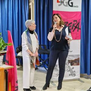 Foto 'Donne e mafia'. Se ne è parlato al Liceo 'Guacci' di Benevento 4