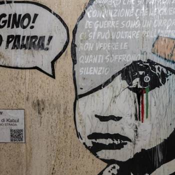 Foto: La street artist Laika sulla morte di Gino Strada e sull'Afghanistan