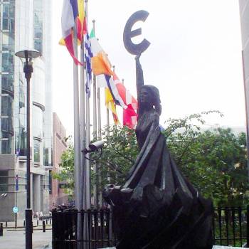 Foto: Perché l’economia femminista salverà il mondo