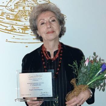 Foto: Premio Clara Sereni 2021: Angela Giannitrapani, terza classificata sezione inediti