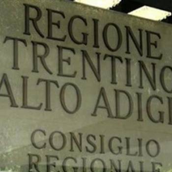 Foto: Trentino Alto Adige, Bolzano e Trento: No alla Giunta senza donne