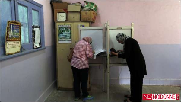 Foto: Egitto. Le donne in Parlamento? Una questione di quote rosa