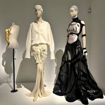 Foto: Surrealismo in mostra a Milano con 'Dalí e la Moda'