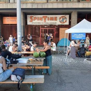Foto: Spin Time, una comunità da conoscere mentre aspetta, con speranza, un futuro
