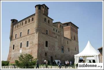 Foto: Un libro per i 25 anni del Grinzane