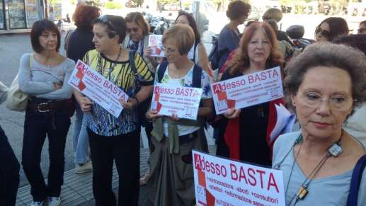 Foto: ADESSO BASTA, campagna Udi. A Roma, Vittoria Tola