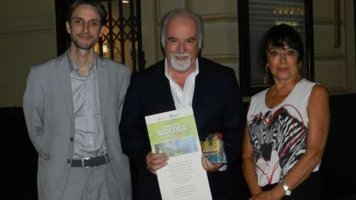 Foto: Premio Festival Bioetica ad Antonio Ricci per 'Striscia la notizia'